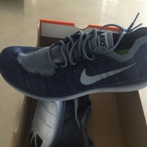 New Men’s Nike Free RN Flyknit 2 size 13